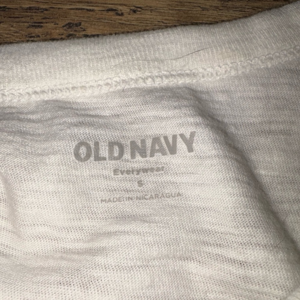 Old Navy “Paradise On My Mind” Graphic Tee – Women’s Small – Beachy Vibes - Picture 2 of 3